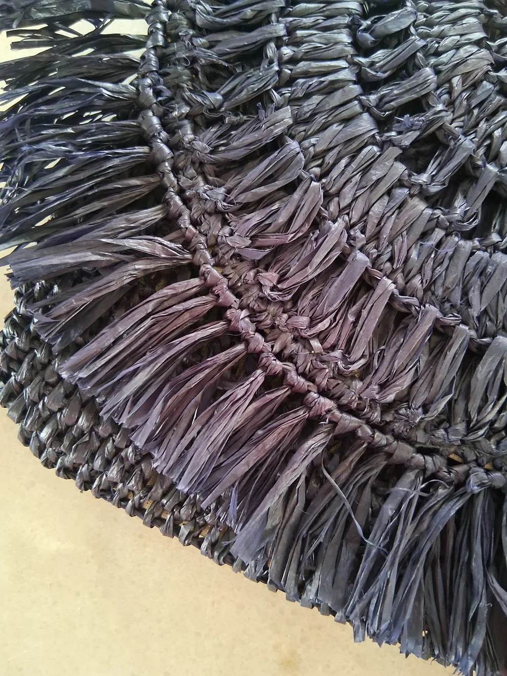 Mar Y Sol Rafia Fringe Clutch - Blue
